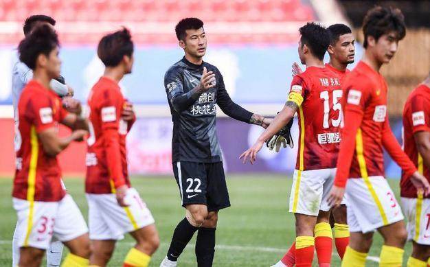 广州从争冠天堂跌到残酷凡间 王朝终结也是新开始