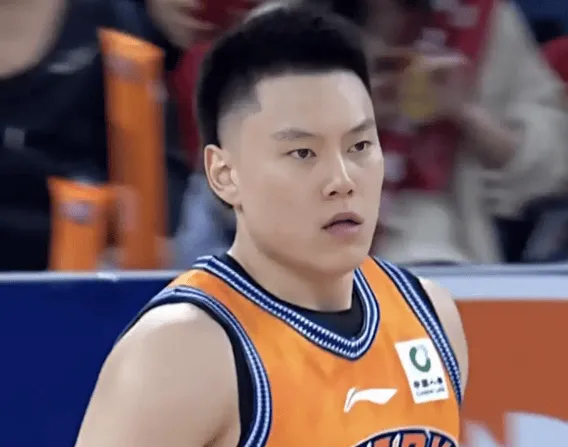 开云下载-差距！上海半场三分18投12中&amp;amp;命中率66.7%，宁波仅为23.5%